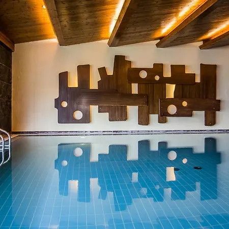 Hotel Tenz Montagna